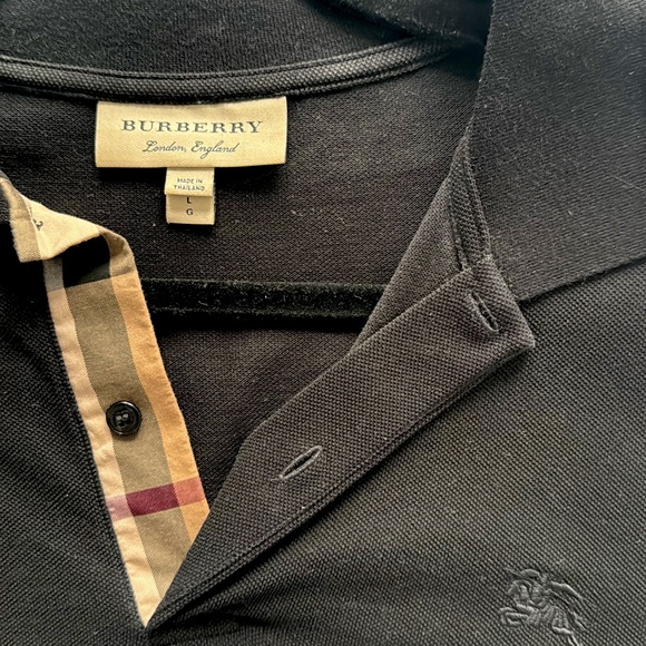 Burberry long sleeve black polo. Classic design collar. Large. Worn once. - Picture 3 of 3